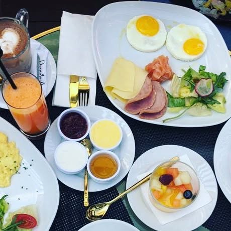 Le petit déjeuner